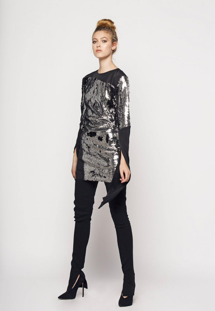 Sequin Short Dress With Elongated Sleeves - NARRO