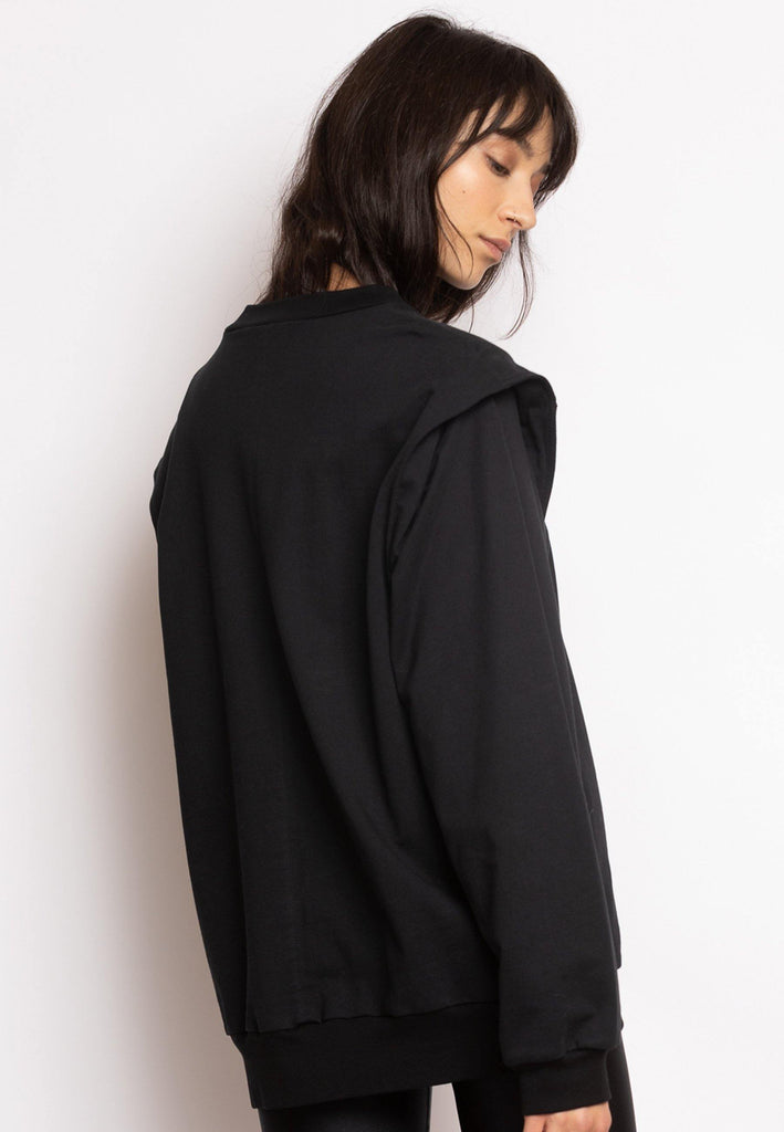 Sweatshirt with Enhanced Shoulders in Black - NARRO