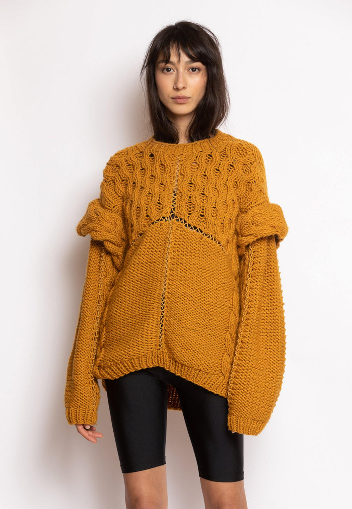 Pullover with Enhansed Knitted Shoulders - NARRO