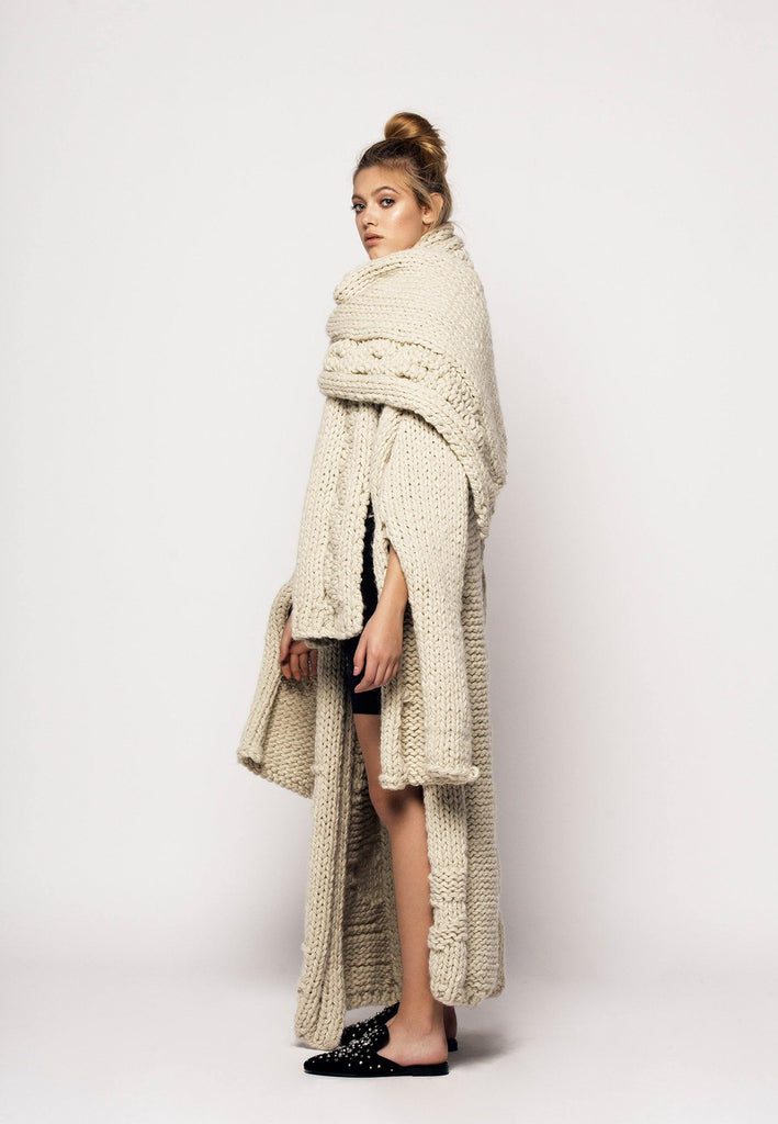 Long Wool Scarf - NARRO